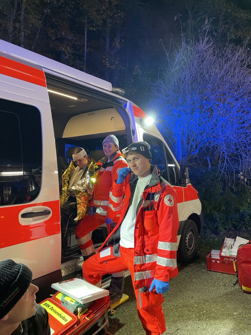 SanWD bei der Verletztenversorgung Eine Patientin benötigt psychiosoziale Betreuung durch den Sanitätsdienst